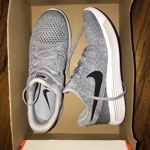 Nike Lunarepic Low Flyknit 2
